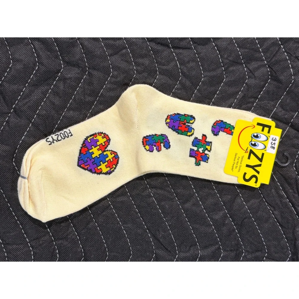 Foozys Puzzle Piece Heart Elephant Socks Women 9-11 Cream NWT Autism Awareness